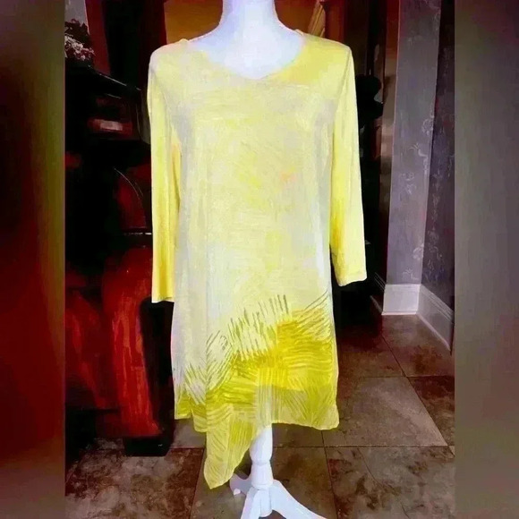 H by Halston ladies yellow silky cotton blend size M. Excellent condition lined - Picture 5 of 10